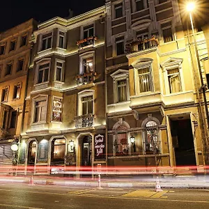 3* Hotel Santa Hill